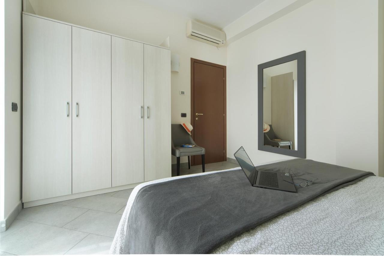 Hotel Residence Laigueglia Free Parking Luaran gambar