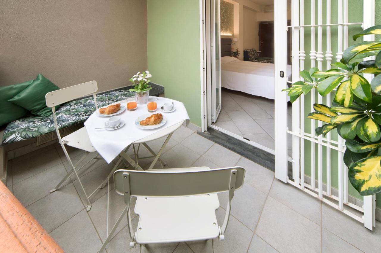 Hotel Residence Laigueglia Free Parking Luaran gambar