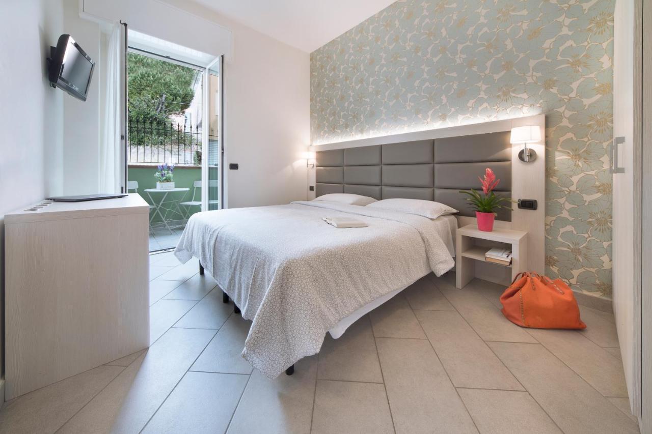 Hotel Residence Laigueglia Free Parking Luaran gambar