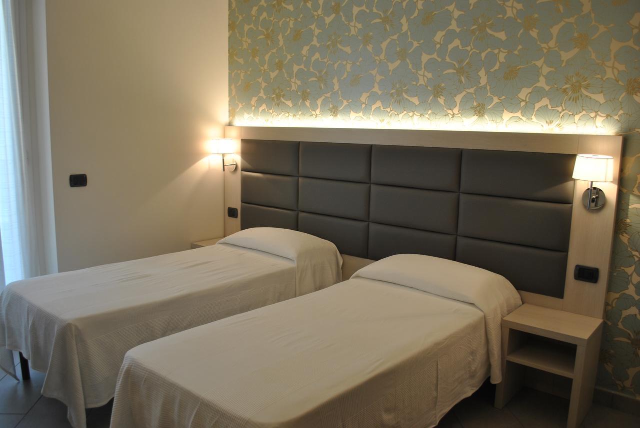 Hotel Residence Laigueglia Free Parking Luaran gambar